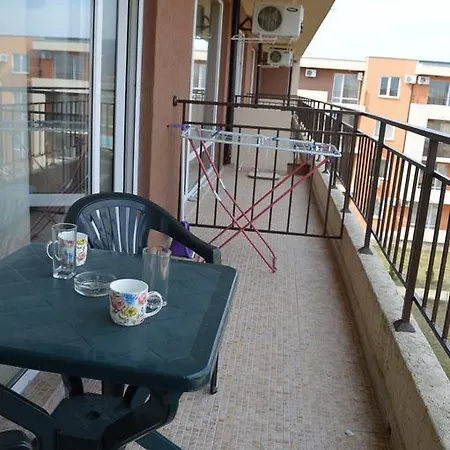 Bratanov Studio In Fort Noks Orchid Apartment